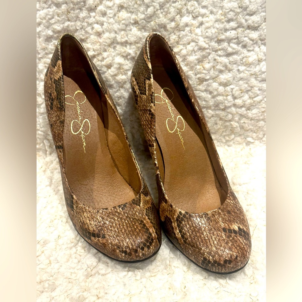 Jessica Simpson Snakeskin Pumps